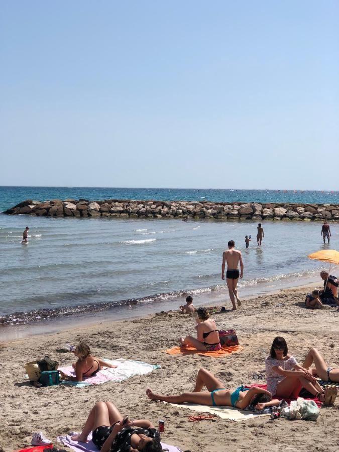 Studio Rocher Bleu Pres Des Plages - Soleil Levant 拉西约塔 外观 照片